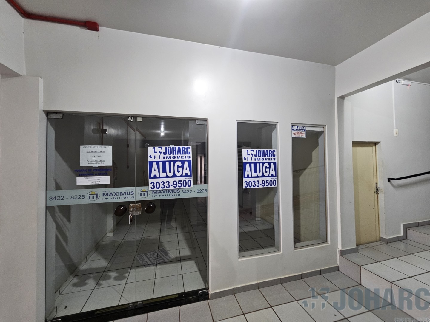 Sala Comercial para locacao no Centro em Apucarana com 0m² por R$ 2.300,00
