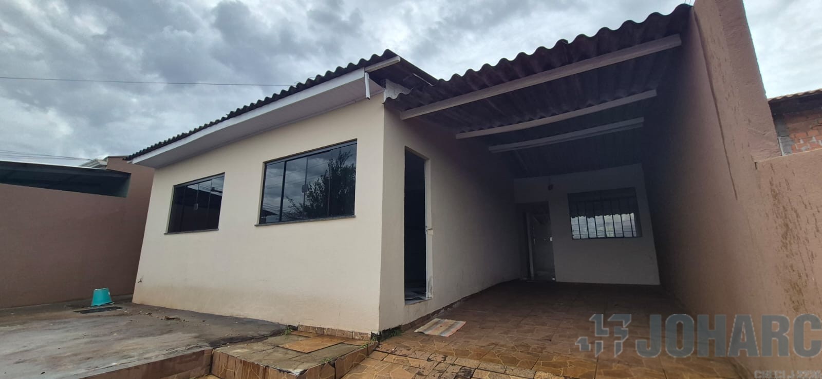 Casa Residencial para venda no Residencial Interlagos em Apucarana com 275m² por R$ 200.000,00