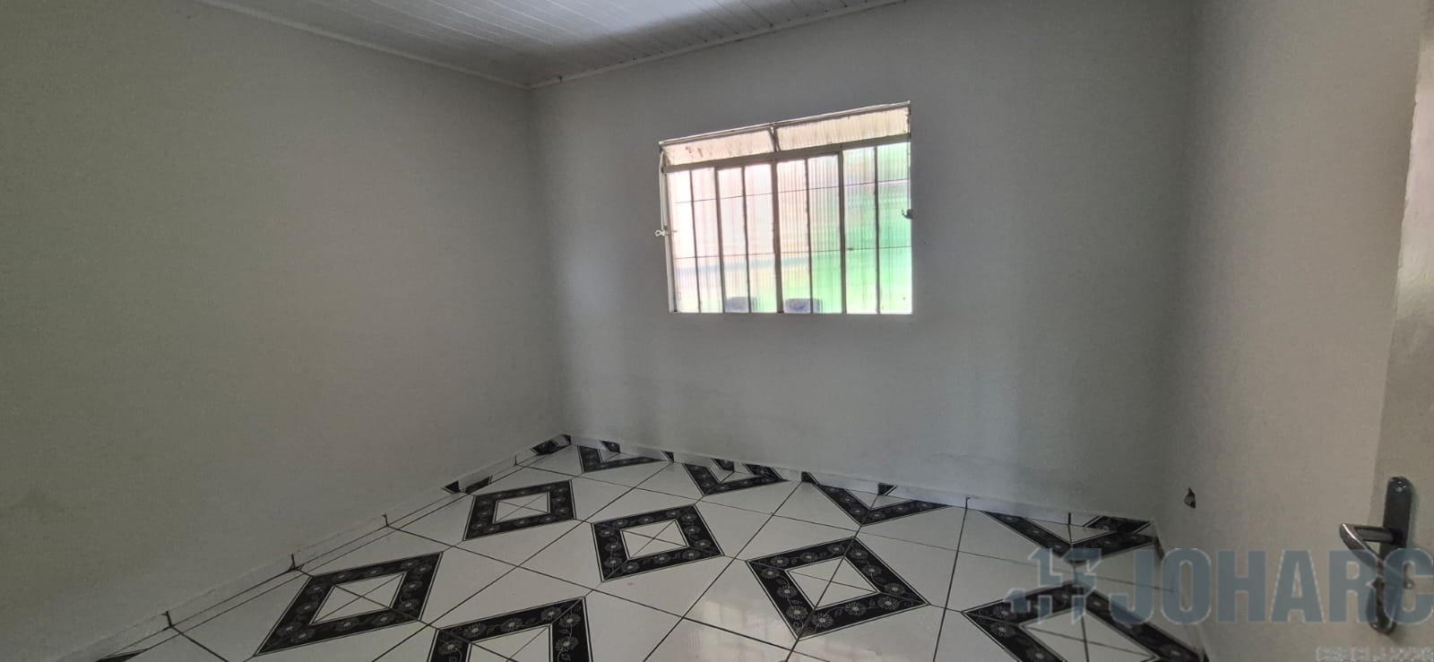 Casa Residencial para venda no Residencial Interlagos em Apucarana com 275m² por R$ 200.000,00