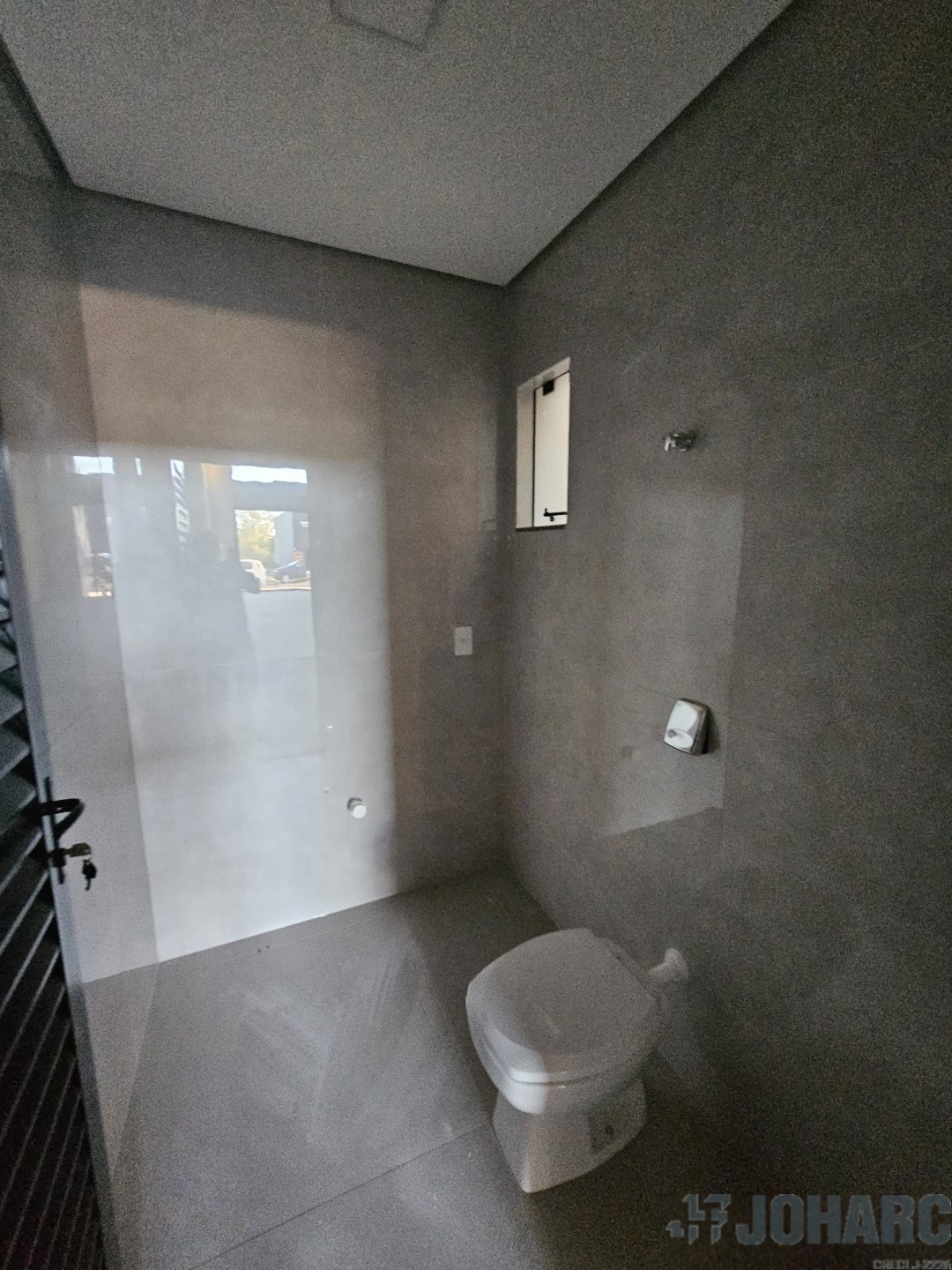 Sala Comercial para locacao no Nucleo Habitacional Papa Joao Paulo em Apucarana com 304,84m² por R$ 2.800,00