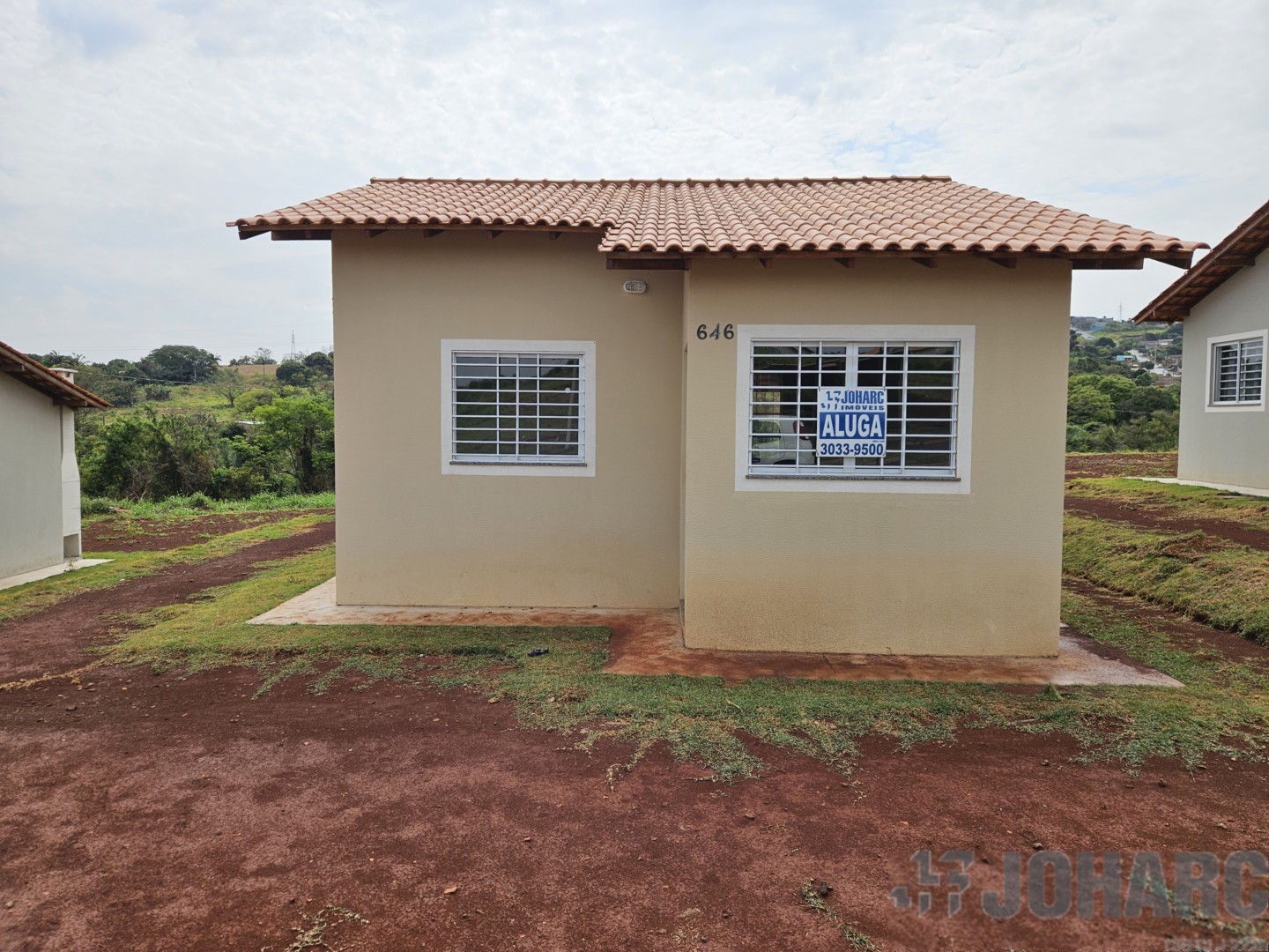 Casa Residencial para locacao no Loteamento Residencial Jardim Texas em Apucarana com 360m² por R$ 730,00