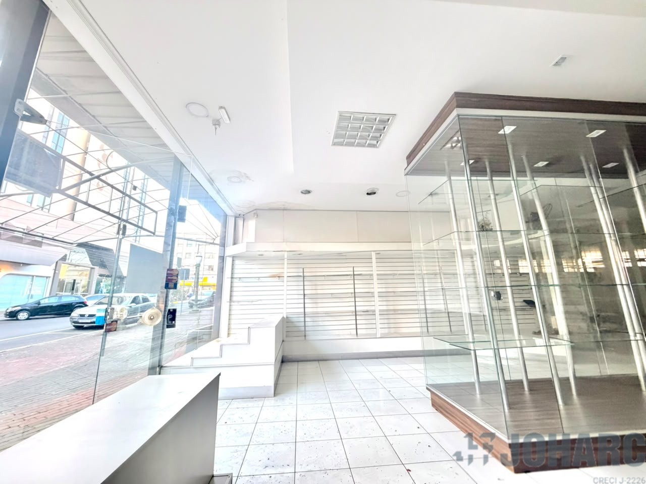 Sala Comercial para venda no Centro em Apucarana com 0m² por R$ 4.500.000,00