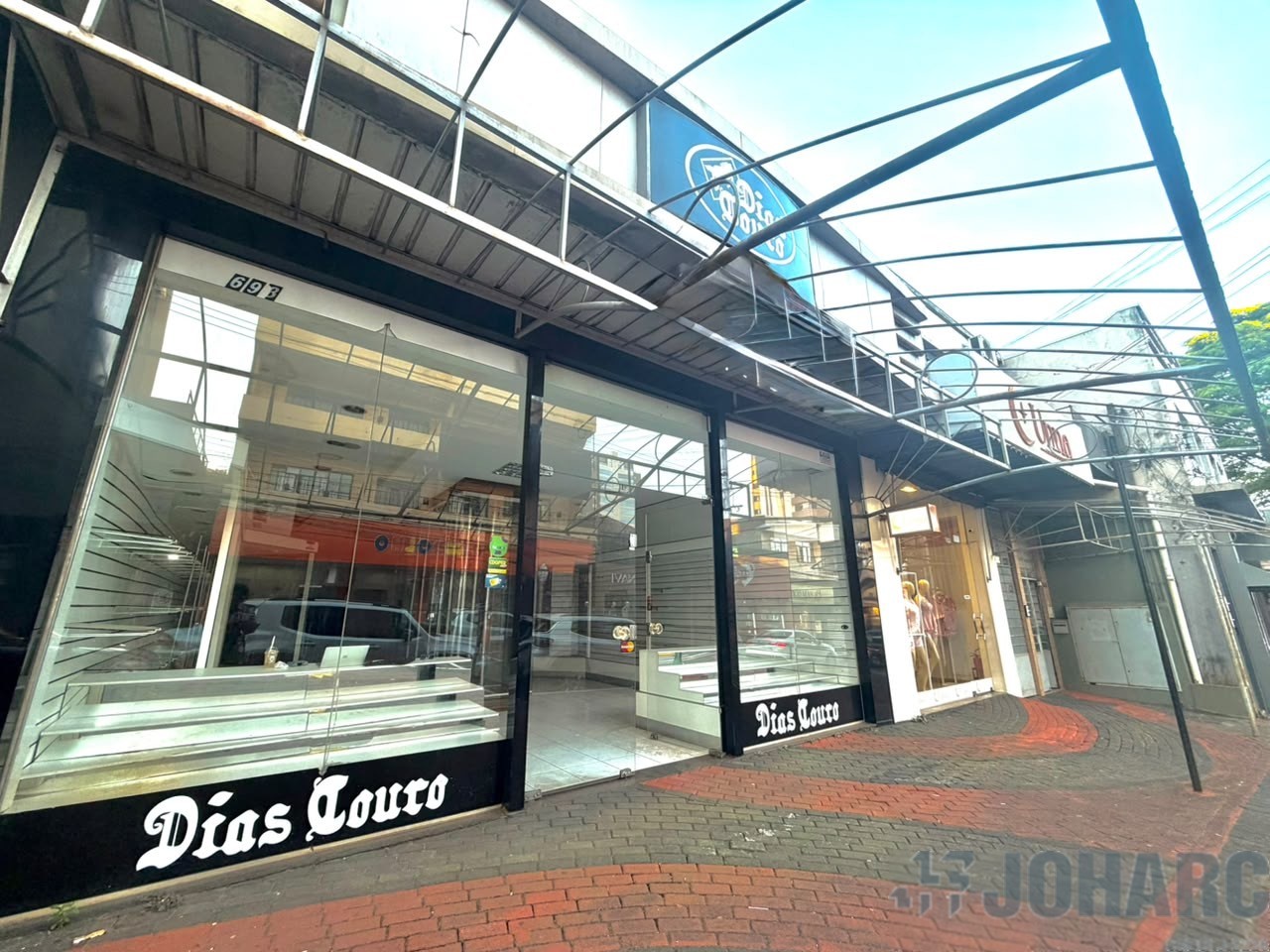Sala Comercial para venda no Centro em Apucarana com 0m² por R$ 4.500.000,00