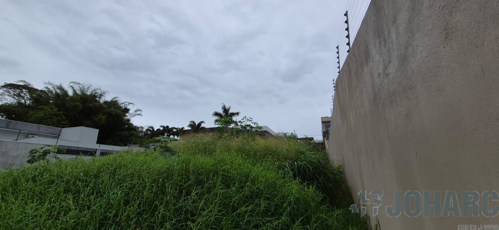 Terreno para venda no Jardim Menegazzo em Apucarana com 437,3m² por R$ 280.000,00