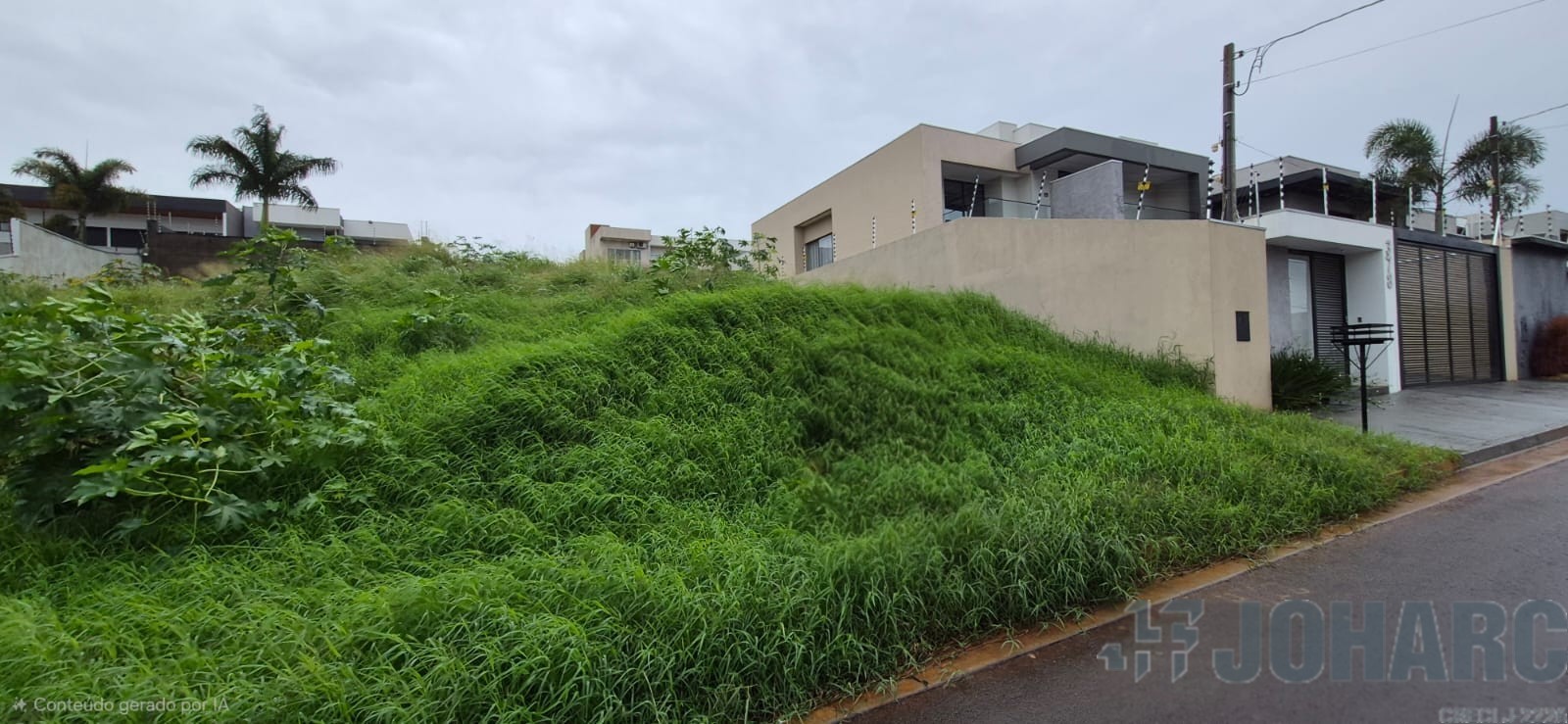 Terreno para venda no Jardim Menegazzo em Apucarana com 437,3m² por R$ 280.000,00