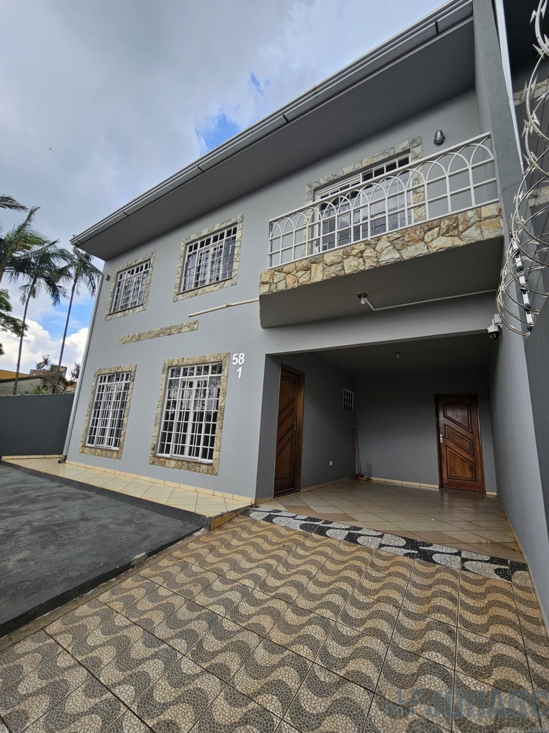 Sobrado para locacao no Vila do Colegio em Apucarana com 0m² por R$ 2.100,00