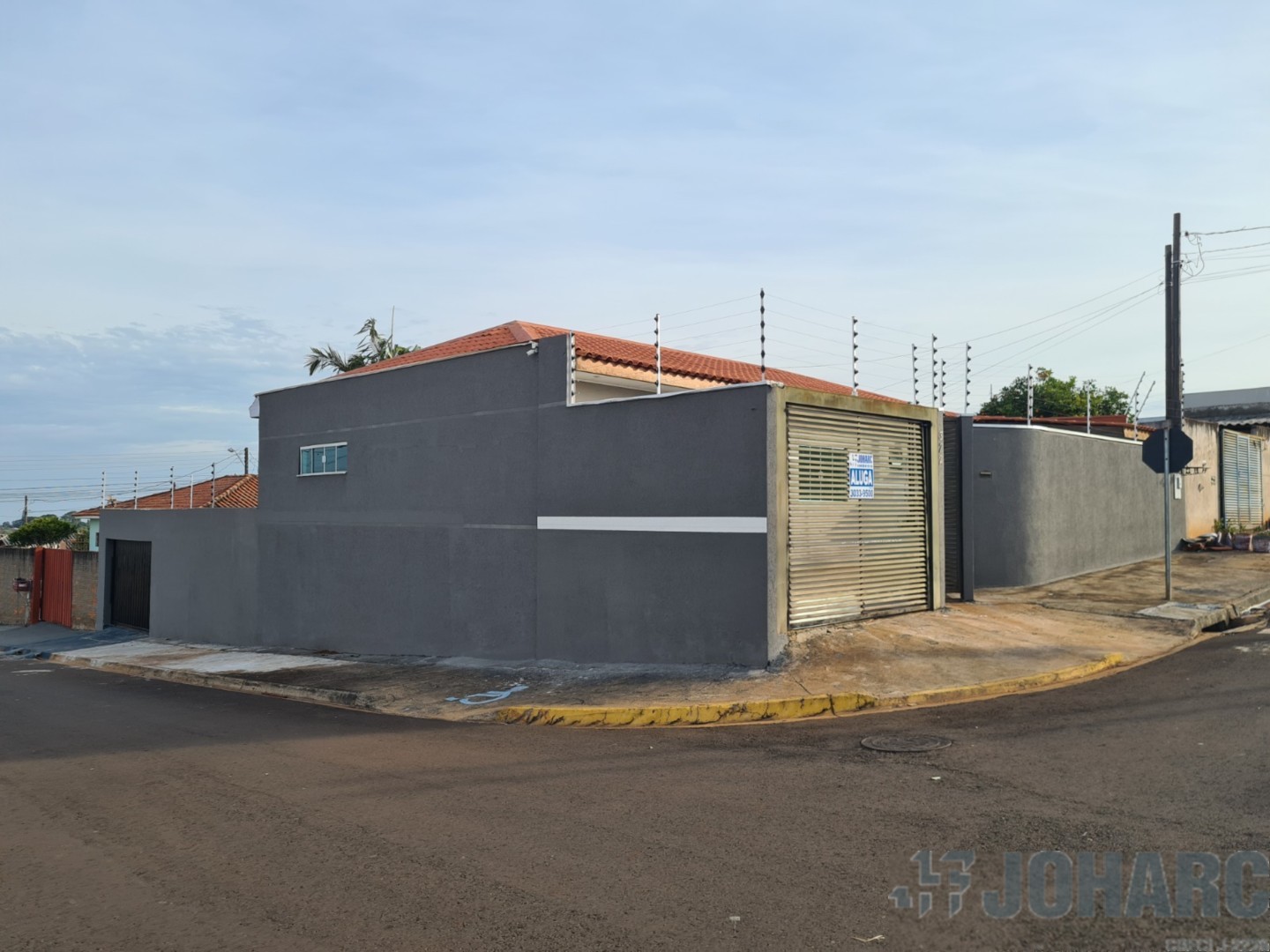 Casa Residencial para venda no Nucleo Habitacional Colonial em Apucarana com 245,27m² por R$ 350.000,00