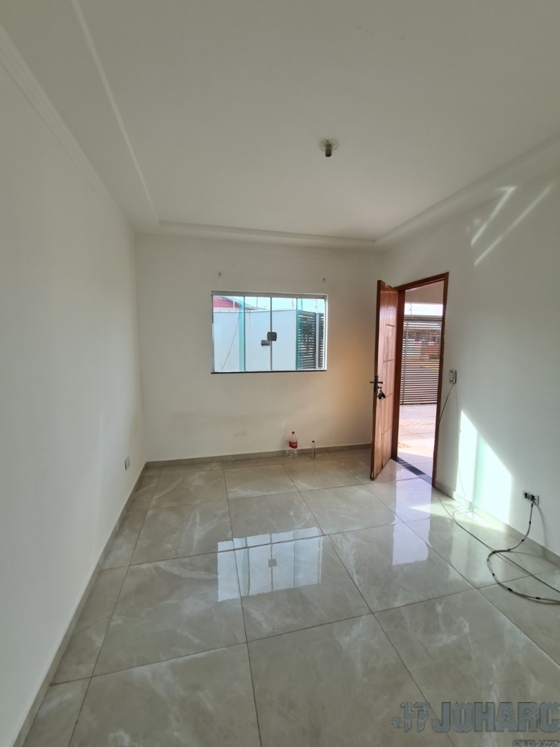Casa Residencial para venda no Nucleo Habitacional Colonial em Apucarana com 245,27m² por R$ 350.000,00