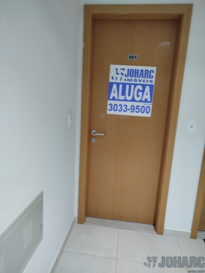 Apartamento para locacao no Centro em Apucarana com 125m² por R$ 2.350,00