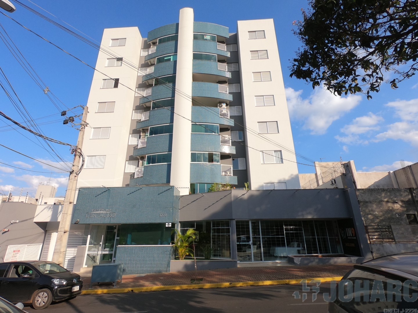 Apartamento para locacao no Centro em Apucarana com 0m² por R$ 2.600,00