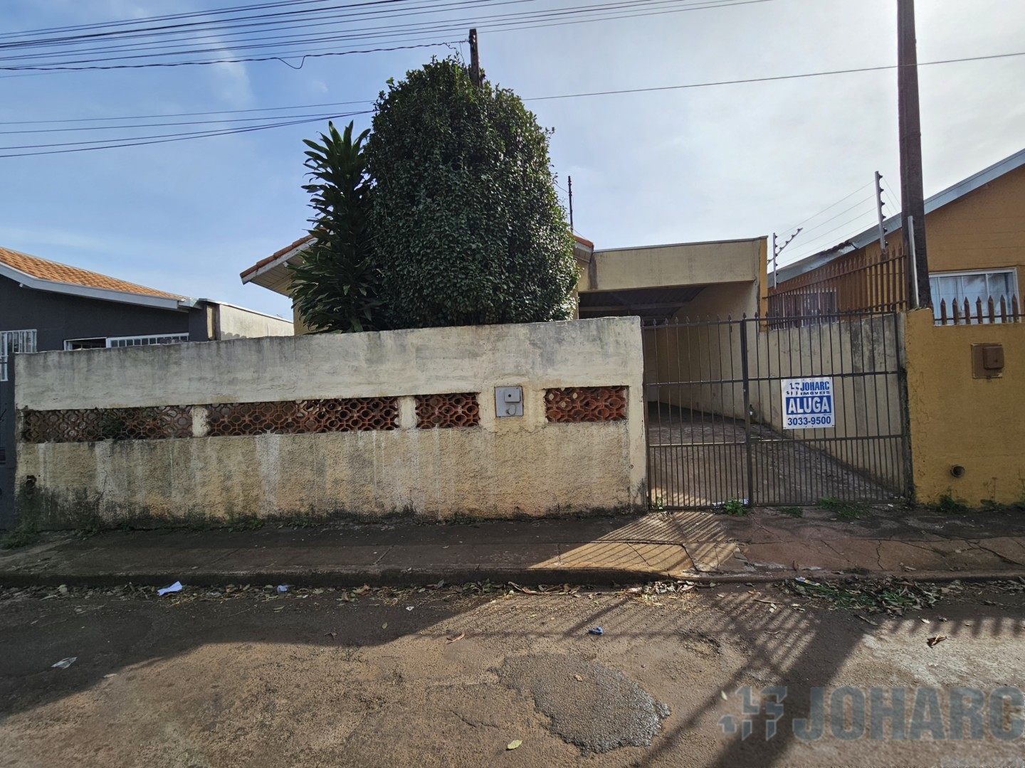 Casa Residencial para locacao no Nucleo Habitacional Caste em Apucarana com 0m² por R$ 800,00