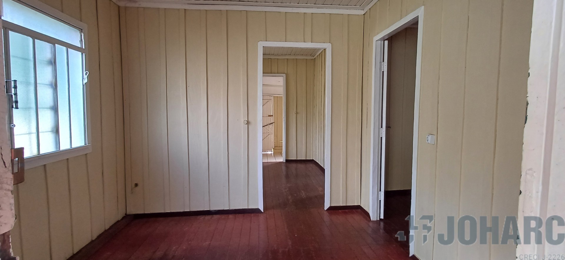 Casa Residencial para locacao no Centro em Apucarana com 0m² por R$ 825,00