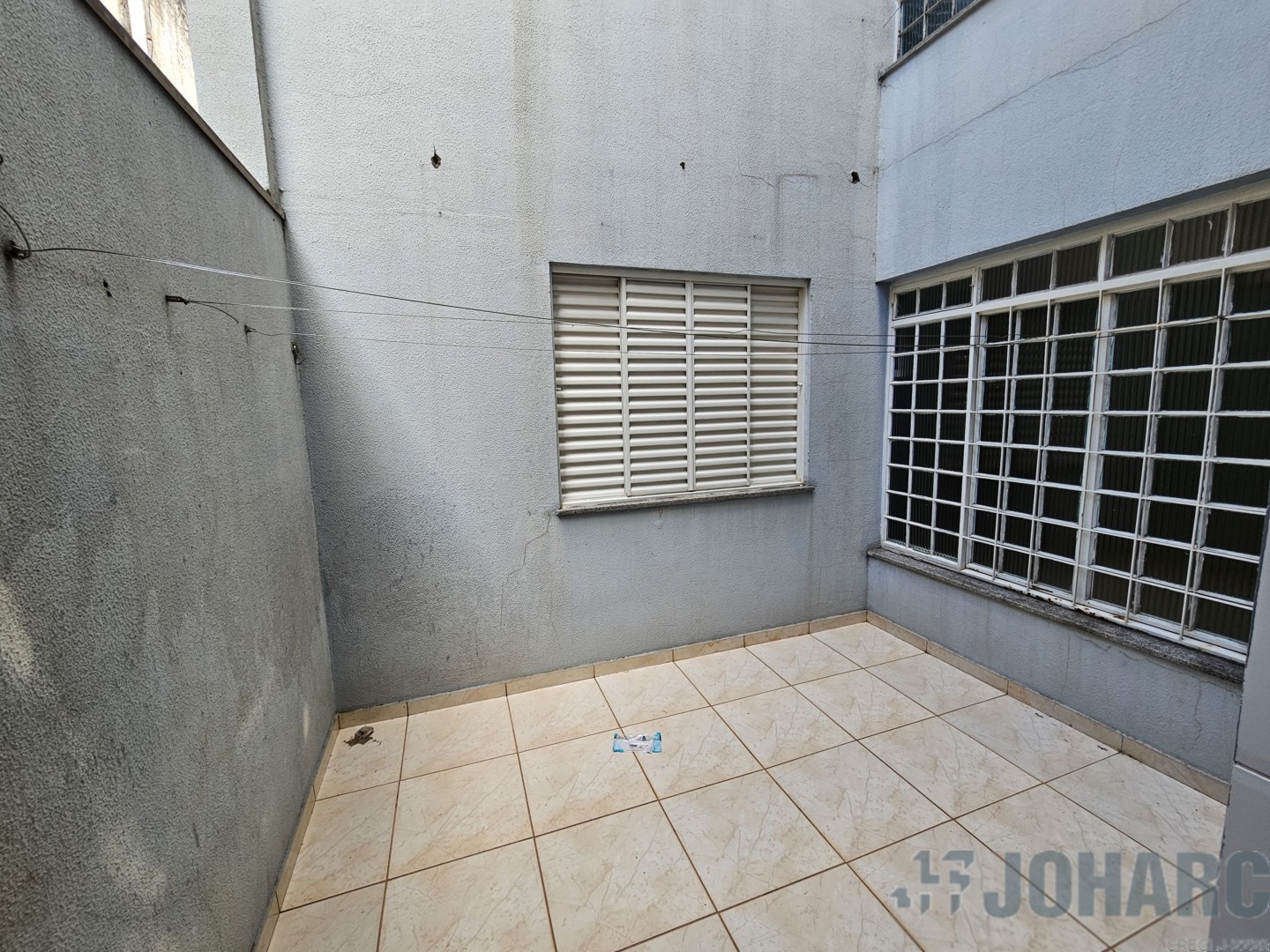 Apartamento para locacao no Barra Funda em Apucarana com 90m² por R$ 1.320,00