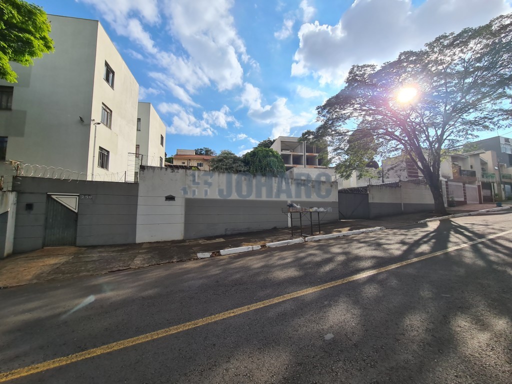 Apartamento para locacao no Vila Sao Jose Bassa em Apucarana com 10m² por R$ 850,00