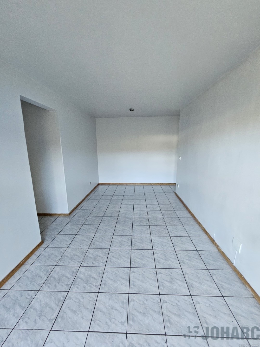 Apartamento para locacao no Vila Sao Jose Bassa em Apucarana com 0m² por R$ 850,00