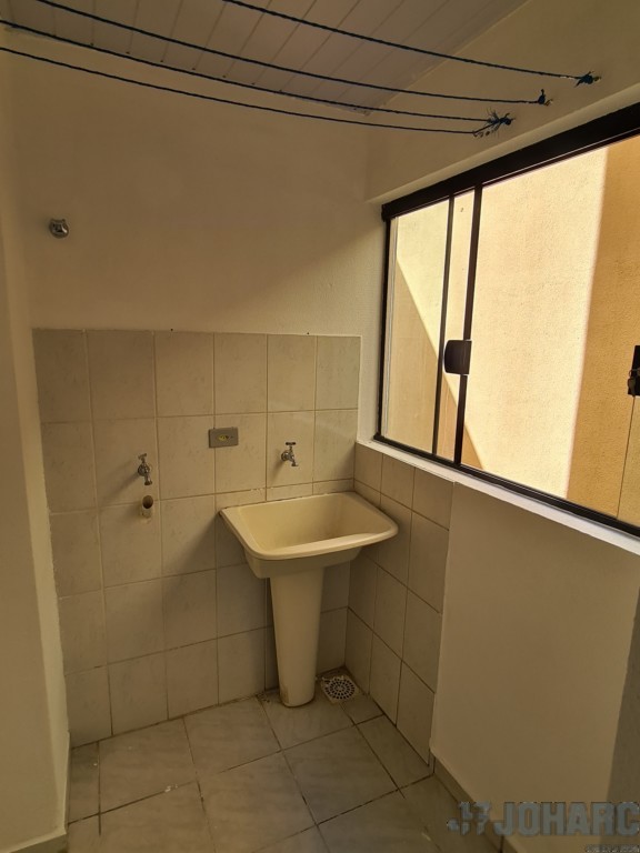 Apartamento para locacao no Nucleo Habitacional Papa em Apucarana com 0m² por R$ 780,00