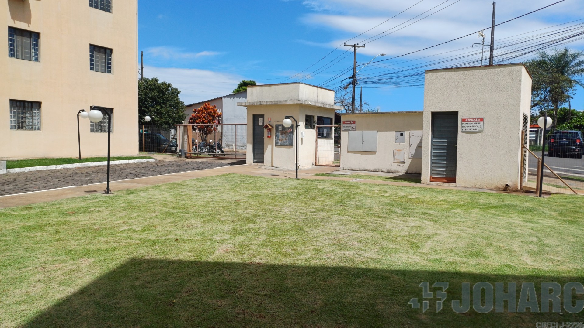 Apartamento para locacao no Nucleo Habitacional Papa em Apucarana com 60m² por R$ 770,00