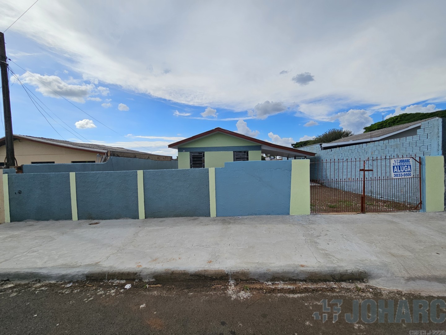 Casa Residencial para locacao no Nucleo Habitacional Papa em Apucarana com 0m² por R$ 900,00