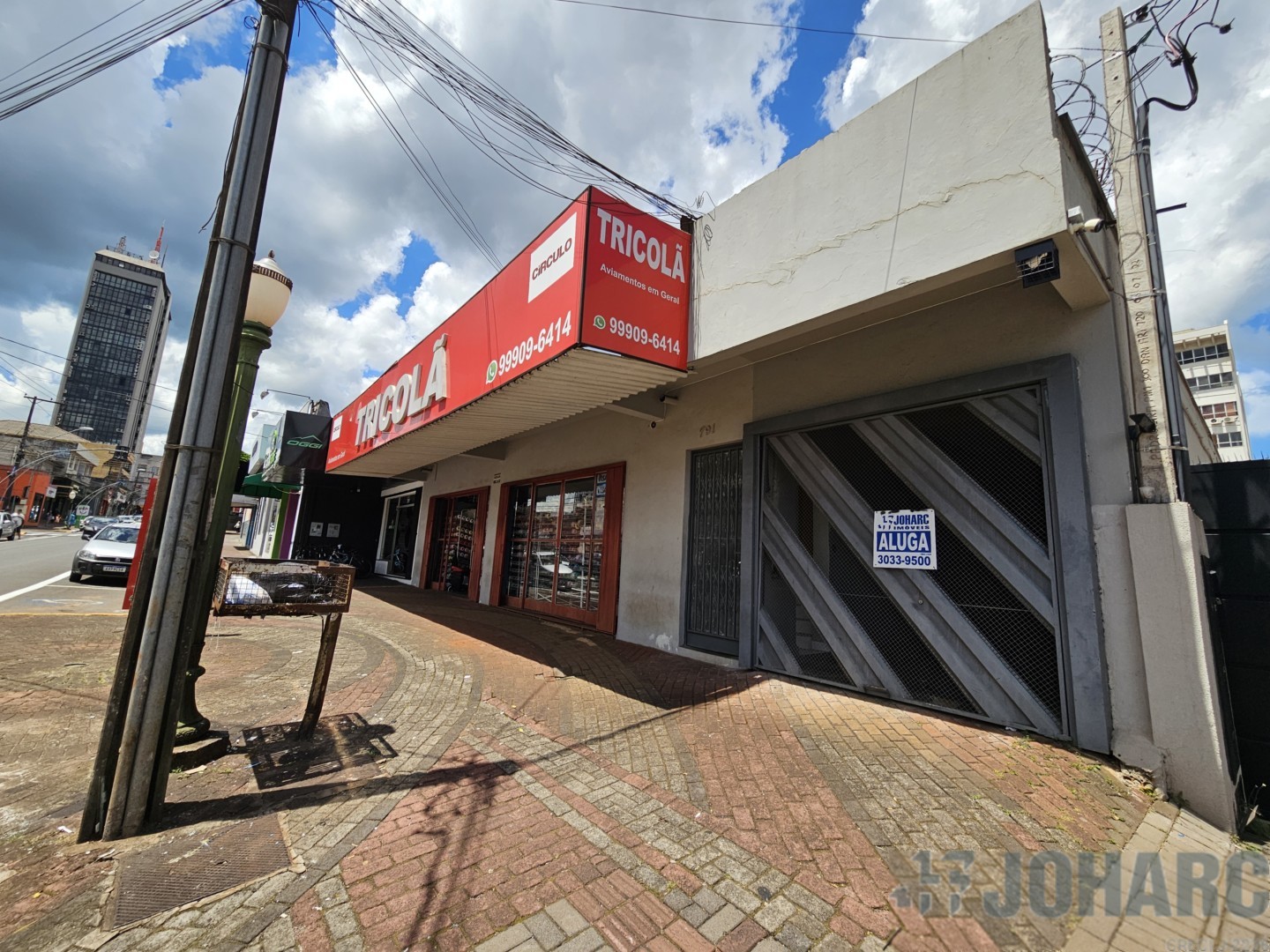 Kitinet para locacao no Centro em Apucarana com 0m² por R$ 550,00