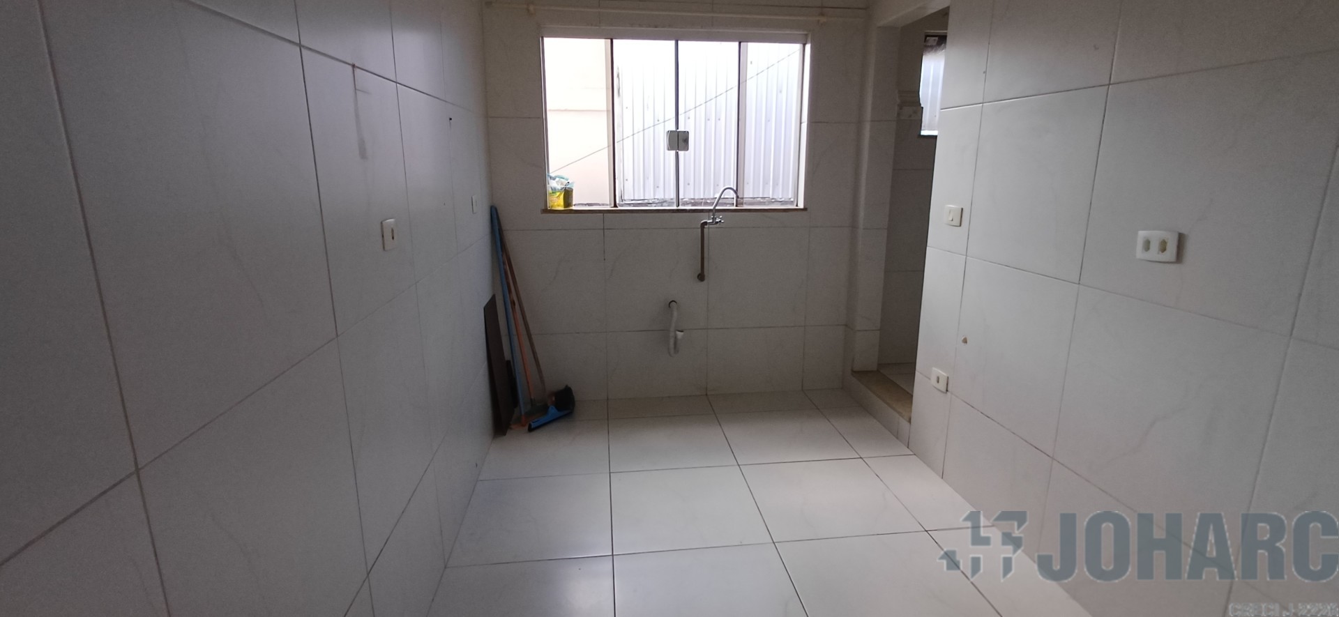 Apartamento para locacao no Centro em Apucarana com 70m² por R$ 950,00