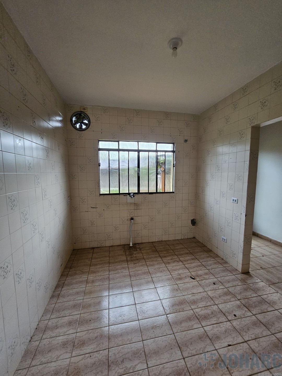 Casa Residencial para locacao no Centro em California com 120m² por R$ 1.450,00