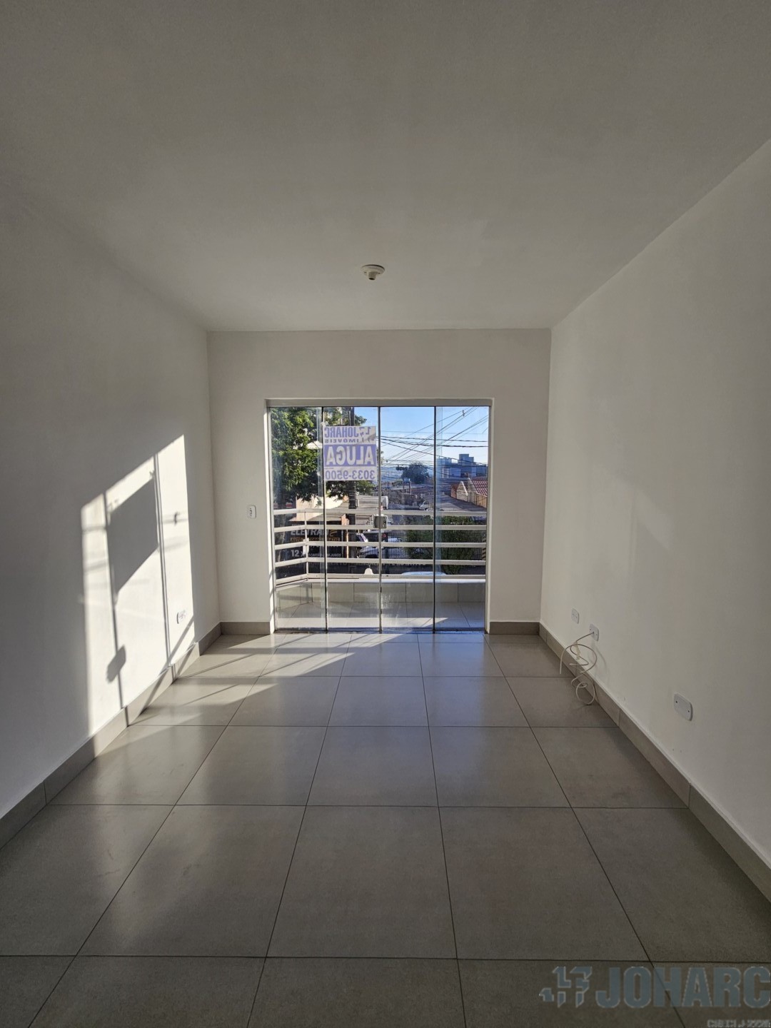 Apartamento para locacao no Centro em Apucarana com 0m² por R$ 1.650,00
