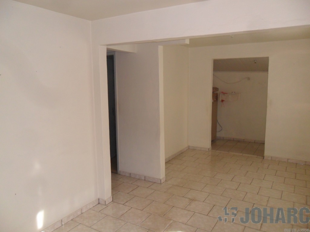 Casa Residencial para locacao no Nucleo Habitacional Papa em Apucarana com 0m² por R$ 1.000,00