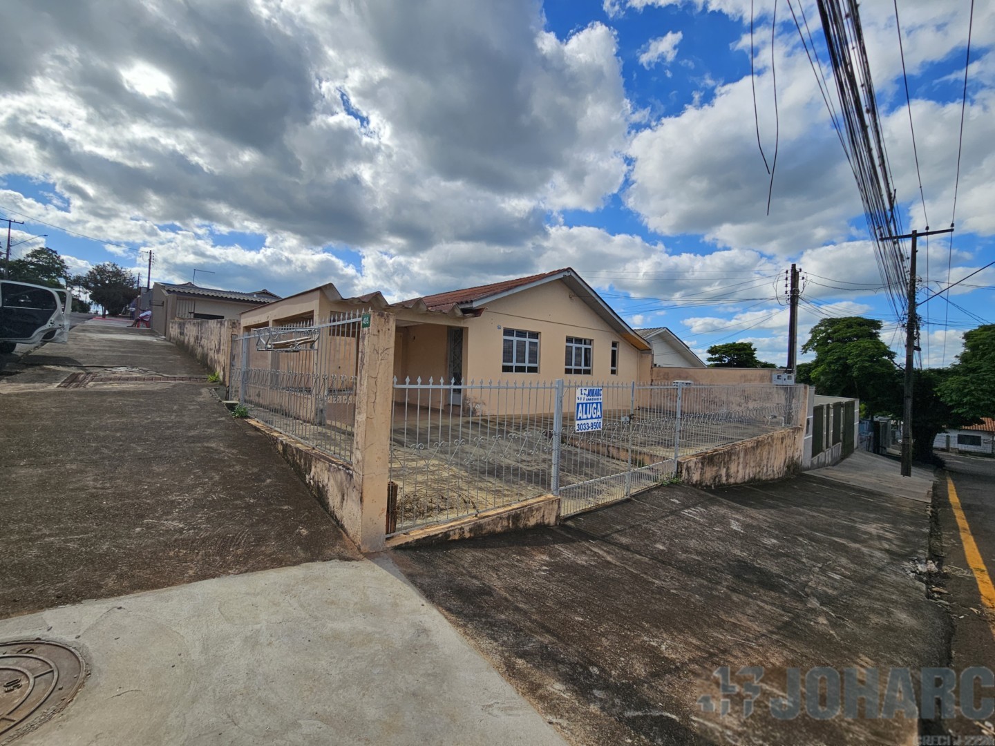 Casa Residencial para locacao no Nucleo Habitacional Papa em Apucarana com 0m² por R$ 1.000,00