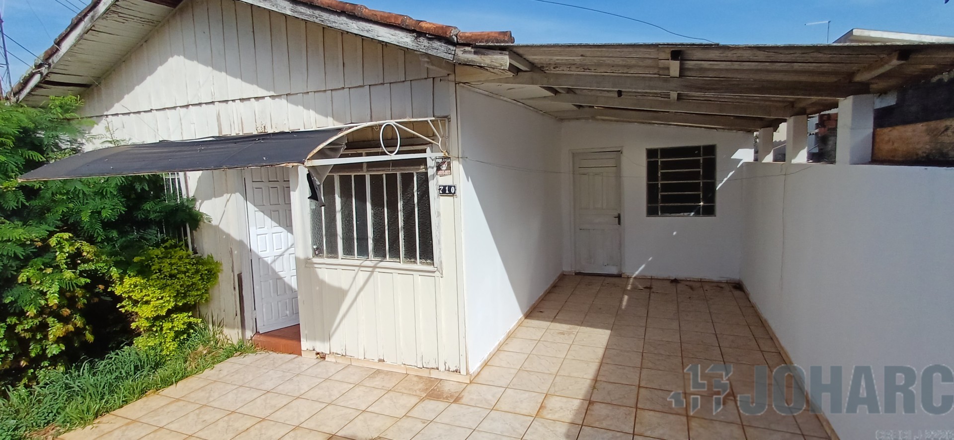 Casa Residencial para locacao no Vila Santa Terezinha em Apucarana com 0m² por R$ 850,00