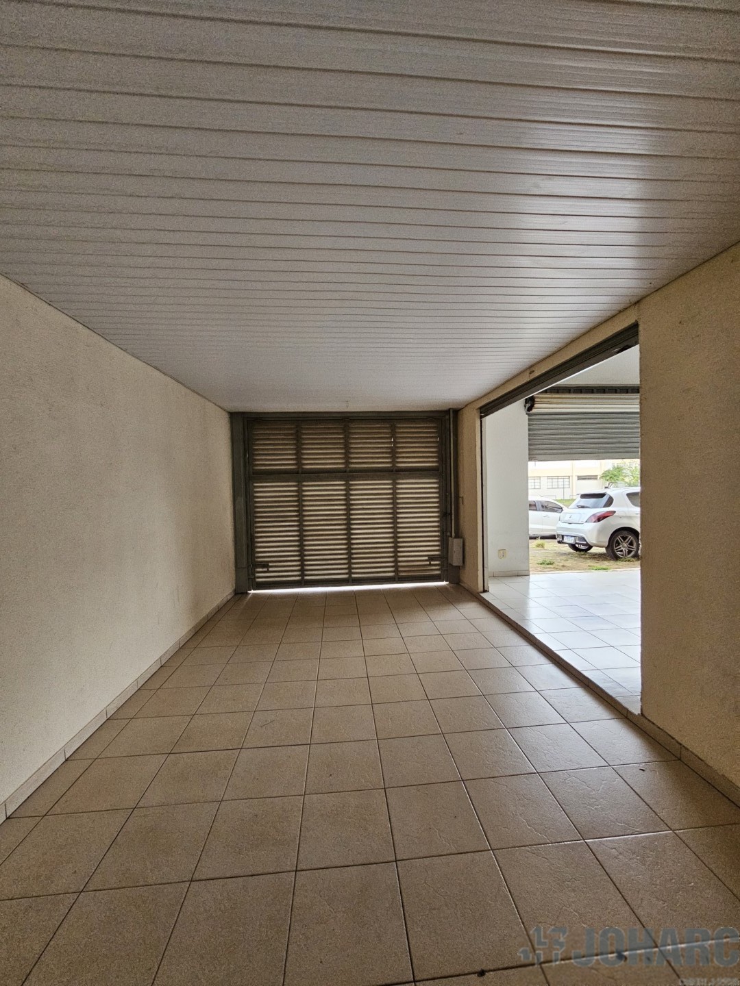 Sala Comercial para locacao no Jardim Flamingos em Apucarana com 110m² por R$ 1.800,00