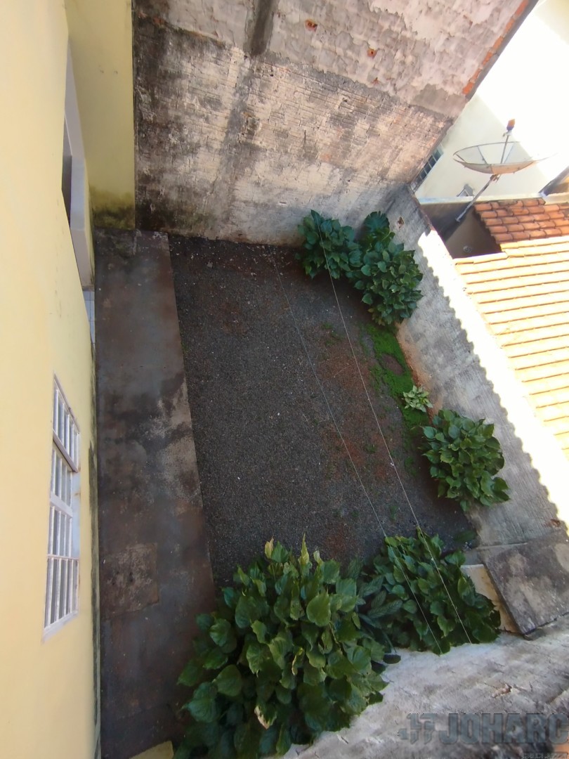 Sobrado para locacao no Nucleo Habitacional Osmar em Apucarana com 75m² por R$ 950,00