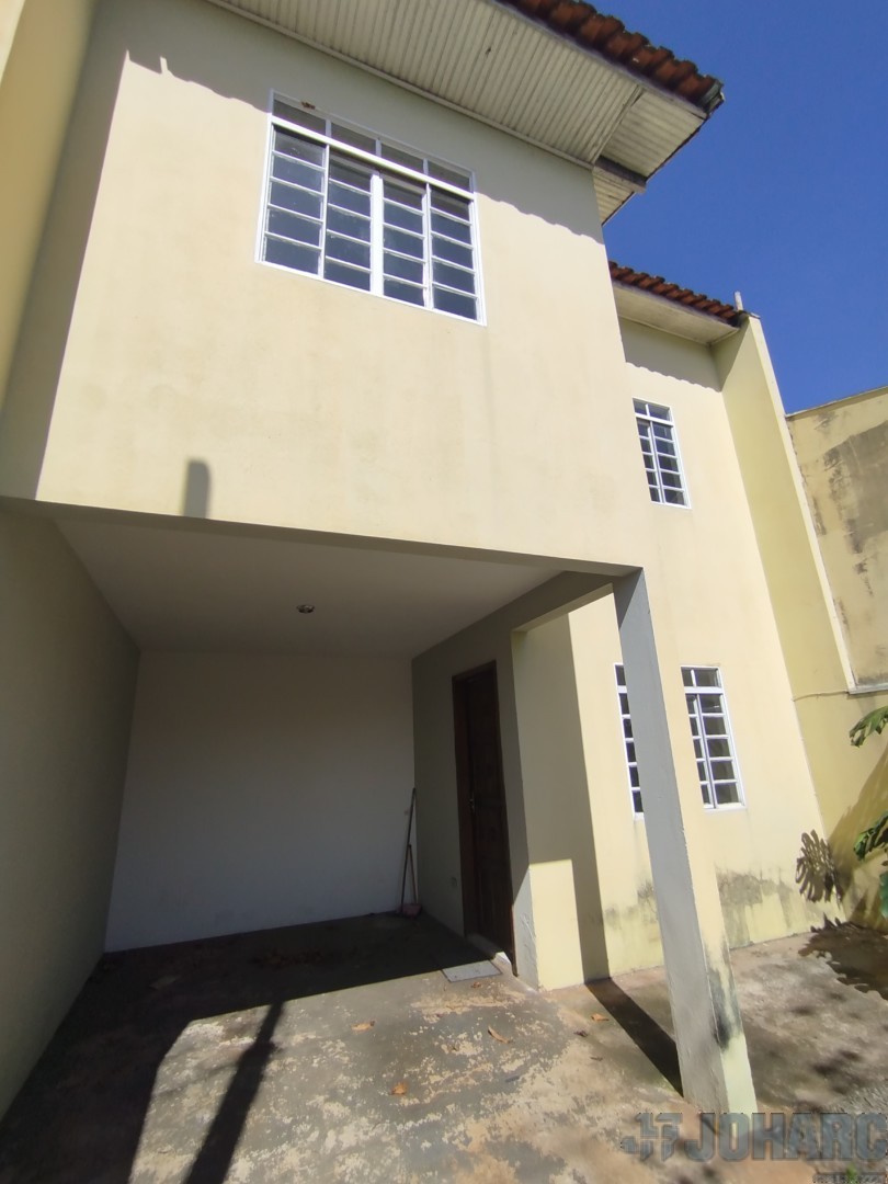 Sobrado para locacao no Nucleo Habitacional Osmar em Apucarana com 75m² por R$ 950,00