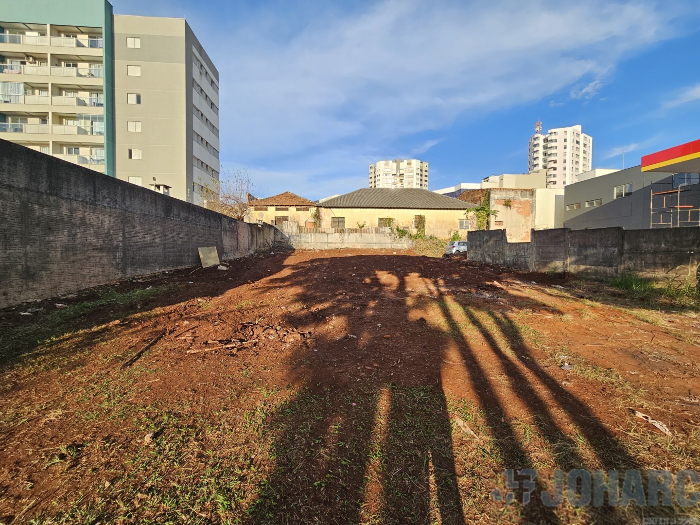 Terreno para locacao no Centro em Apucarana com 500m² por R$ 1.500,00