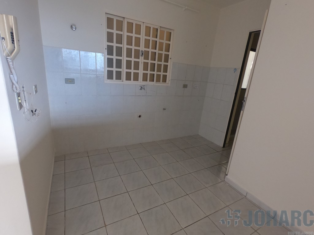 Apartamento para locacao no Nucleo Habitacional Papa em Apucarana com 62m² por R$ 700,00