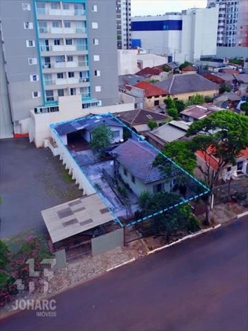 Casa Residencial para venda no Centro em Apucarana com 600m² por R$ 850.000,00
