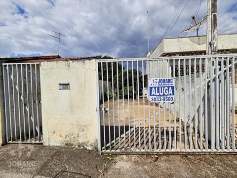 Casa Residencial para locacao no Centro em Apucarana com 713,5m² por R$ 880,00