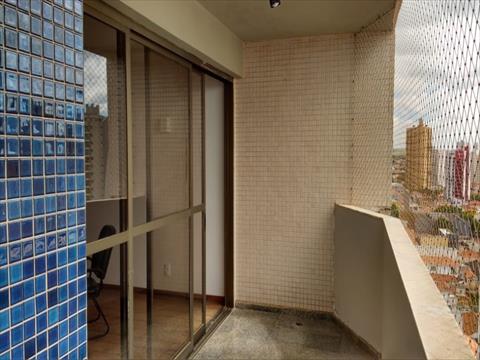 Apartamento para venda no Centro em Limeira com 180m² por R$ 700.000,00