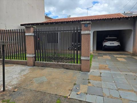 Casa Residencial para venda no Jardim Eldorado em Arapongas com 161,74m² por R$ 450.000,00