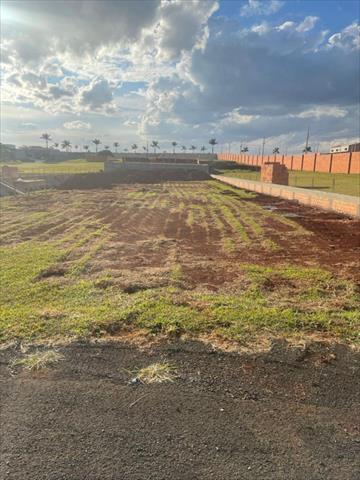 Terreno para venda no Parque Monterrey em Arapongas com 0m² por R$ 500.000,00