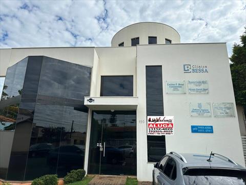 Cjto Comercial/sala para locacao no Centro em Arapongas com 0m² por R$ 1.405,00