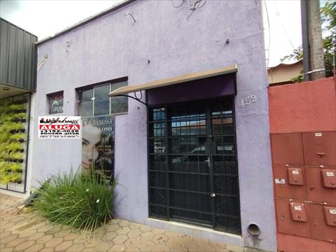 Cjto Comercial/sala para locacao no Centro em Arapongas com 90m² por R$ 2.005,00
