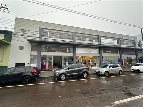 Cjto Comercial/sala para locacao no Centro em Arapongas com 37,87m² por R$ 1.205,00