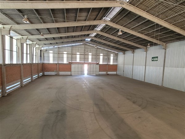Barracão/galpão para locacao no Zona Industrial Norte em Joinville com 0m² por R$ 30.000,00