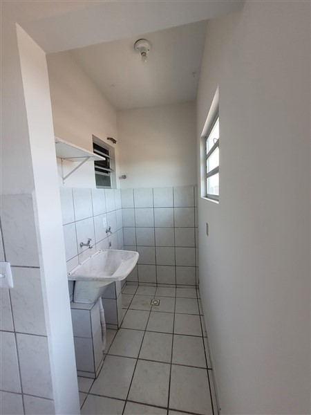 Apartamento para locacao no Bom Retiro em Joinville com 0m² por R$ 1.000,00