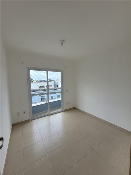 Apartamento para locacao no Anita Garibaldi em Joinville com 0m² por R$ 1.700,00