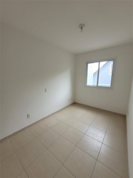 Apartamento para locacao no Anita Garibaldi em Joinville com 0m² por R$ 1.200,00