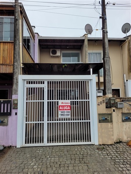 Casa Residencial para locacao no Espinheiros em Joinville com 0m² por R$ 1.500,00