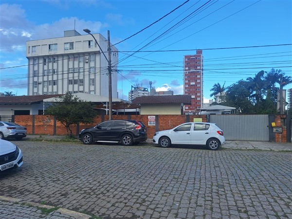 Terreno para venda no Anita Garibaldi em Joinville com 1.746,97m² por R$ 2.500.000,00