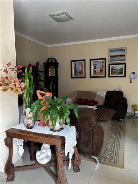 WhatsApp Image 2024-11-06 at 14.05.10.jpg