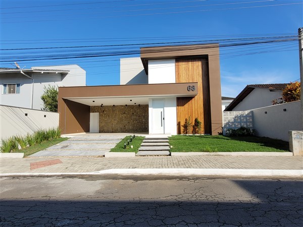 Sobrado para venda no Vila Nova em Joinville com 0m² por R$ 1.850.000,00